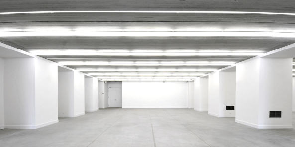 Anbau, Annex, Addition, Museum of Contemporary Art, Liege, Lttich, Rudy Riccioti, phd(a), Brussels, Brssel, Glas, Stelzen, Stehlen, pilotis, column, Sulen, glass, Feuille, Blatt, leaf