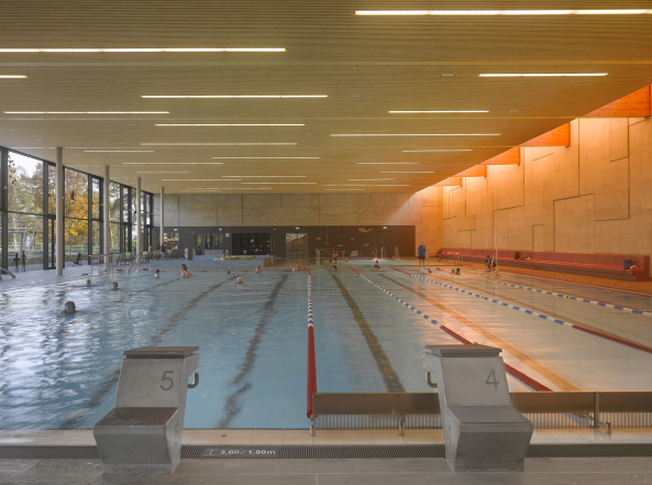 sacker architekten, oberursel, taunabad, ebene, schwimmbad, schwimmhalle, freibad, kompromis, sanierung, abriss, neubau, sauna, wellness, schwimmen, baden, freiburg