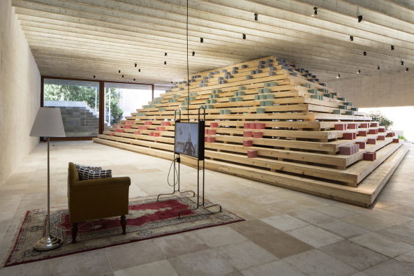 In Therapy im Pavillon der Nordischen L�nder