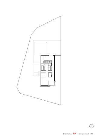 Brettverschalt im Neckartal; Einfamilienhaus in Esslingen; msm Architekten Innen Architekten; Lrchenholz; Eichenholz; Rohstahltreppe; Faltschiebelden; brettgeschalter Sichtbeton;