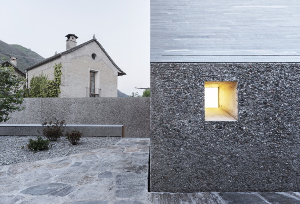 Beton, Spitzdach, Tempel, Steinmauer, wall, stones, washed concrete, concrete, pointed roof, museum, memory