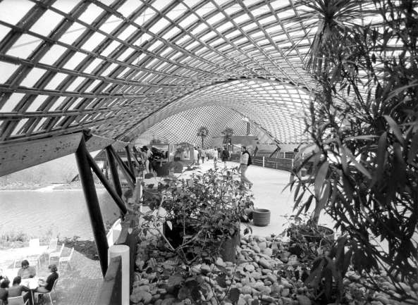 Dachkonstruktion für die Multihalle, Bundesgartenschau in Mannheim, 1975, © Atelier Frei Otto Warmbronn / The Pritzker Architecture Prize