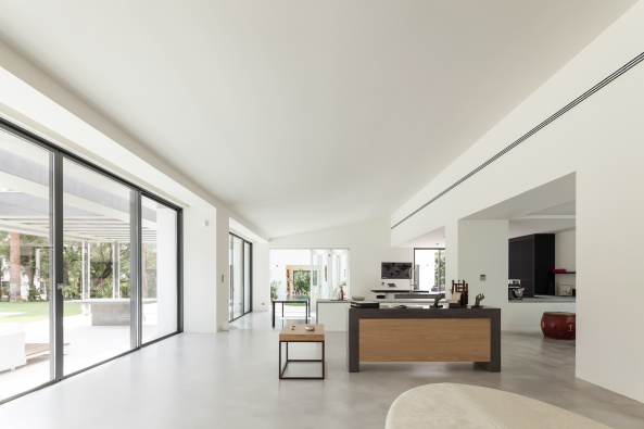 Villa bei Lissabon von Fragmentos de Arquitectura