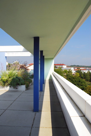 Dachterrasse des Corbusier-Hauses an der Rathenaustrae, Foto: Rob Deutscher CC BY 2.0