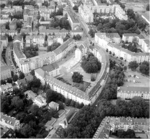 68163, Mannheim, Schwarzwaldstra�e 9, Neubau Fertigstellung, Ersatzbau, Stefan Forster Architekten, Schwarzwaldblock, Rheinufer, John Deere, 2016, architecture, Germany, Wohnungsbau, housing, Meerwiesenstra�e, Frankfurt am Main, Baden-W�rttemberg