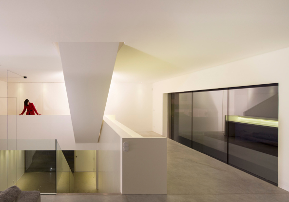 Beton, Boden, Wand, Holzlamellen, Fenster, Front, Porto, Seiqueros Architekten, Siebzigerjahre, Reduktion, Minimalismus, window, front, concrete, lines, clear, minimalism