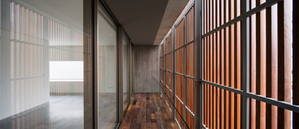 Beton, Boden, Wand, Holzlamellen, Fenster, Front, Porto, Seiqueros Architekten, Siebzigerjahre, Reduktion, Minimalismus, window, front, concrete, lines, clear, minimalism