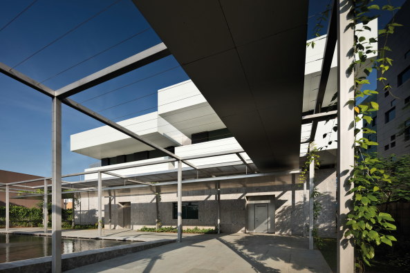 Australische Botschaft, Australien Embassy, Neubau, Compound, Complex, Botschaftsgende, 2016, Politik, Asien, Asia, Australian Embassy, Jakarta, Denton Corker Marshall, John Gollings, Schwimmbad, Pool, Housing, Wohnhuser, Chancery