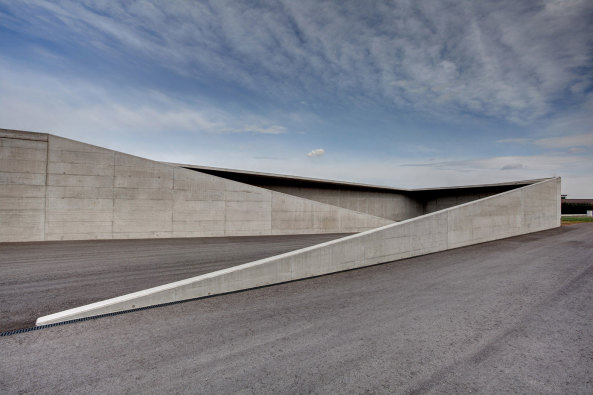 Niedersterreich: KAMP Firmengebude in Theresienfeld von gernergerner plus architekten, Bauherr: Josef Kampichler
