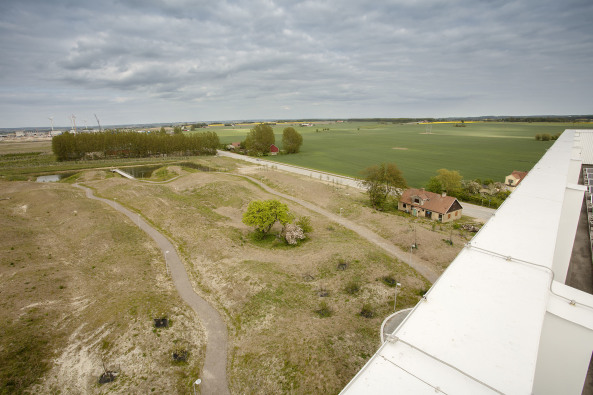 FOJAB architects, Schweden, Lund, Landschaftsgestaltung, Park, Wellen, MAX IV, Schweden, Forschungseinrichtung, H�gel, landscape, Sweden, 2016, Sn�hetta