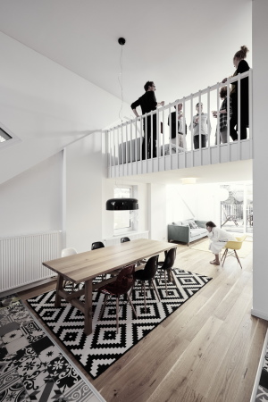 Bremen, Umbau, Kornstrae, Wohnhaus, Rucksack, Hickepack, Obergeschoss, Dachgeschoss, Ausbau, Anbau, Erweiterung, Germany, 2016, umstritten, Diskussion, Kornstrae 177, Neanderstrae, Haus Chapeau, Haus mit Hut, Giebel, alter Giebel, Wirth Architekten