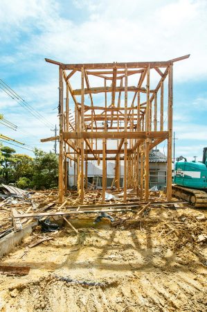 Mad, MAD Architects, Clover House, Kindergarten, Kita, Bauen fr Kinder, Kindergarten in Japan, Blob, Haus mit Rutsche, Baunetz, Baunetz-Meldung, architecture, architect, Architektur, Architekt, Fassade, facade, Holzbau, Holzkonstruktion, wood, Okazaki, Aichi Prefecture, Japan, japanese architecture, MAD in Japan, Neubau, Koji Fujii / Nacasa & Partners Inc., Dan Honda, Daniel Taun, Clover House kindergarten, Ma Yansong, Bauen im Bestand, Holzbautradition, playful piece of architecture, architecture for kids, Haus im Haus,