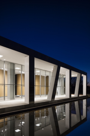 Diane Dufresne, Centre du Art, Museum, Neubau, 2016, Repentigny, Canada, ACDF, civic plaza, building, �glise de la Purification-de-la-Bienheureuse-Vierge-Marie, Ville de Repentigny, Fertigstellung, eubau, fassade, facade, Grundriss, Planung, Hausbau, Beton, Holz, Stahl Tragwerk, Sc�no Plus, Marcelle Ferron, Richard Langevin, German Website, Deutschland, France