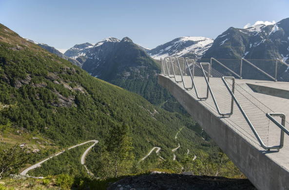 Balestrand, Norwegen, Beton, Aussichtspunkt, Code, UTSIKTEN, Gaularfjellet, Norway, CODE: architecture as, National Tourist Routes, Veidekke Sandane, Fertigstellung, scenic routes, Gletscher, Fjrd, Wasser, Meer, spektakulr, spectacular, Baunetz, Baunetz-Meldung, Architektur, Architekt, architect, architecture, Architekt gesucht, Meldungen, architecture-news, young architects, 2016, concrete, Steinar Bjercke, DIFK, Florian Kosche