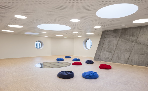 Sren Jensen, Aarhus, Denmark, MVRDV, Dirch Passers Alle 4, 2000, Frederiksberg, KU.BE, House of Culture in Movement, Baunetz, Baunetz-Meldung, Architektur, Architekt, architect, architecture, Architekt gesucht, Meldungen, architecture-news, Kiste, Neubau, Fertigstellung, Kindergarten, Klettern, Bewegung, Sport, Sporthalle, Laser, 2016, 2009, Wettbewerb, Holz, Kulturzentrum, Gemeindezentrum, community, concrete, centre, center, Jens Ole Jensen, Adam Mrk