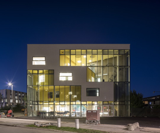 Sren Jensen, Aarhus, Denmark, MVRDV, Dirch Passers Alle 4, 2000, Frederiksberg, KU.BE, House of Culture in Movement, Baunetz, Baunetz-Meldung, Architektur, Architekt, architect, architecture, Architekt gesucht, Meldungen, architecture-news, Kiste, Neubau, Fertigstellung, Kindergarten, Klettern, Bewegung, Sport, Sporthalle, Laser, 2016, 2009, Wettbewerb, Holz, Kulturzentrum, Gemeindezentrum, community, concrete, centre, center, Jens Ole Jensen, Adam Mrk