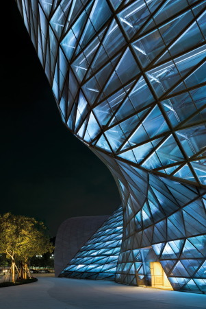 Coop Himmelb(l)aus MOCAPE in Shenzhen