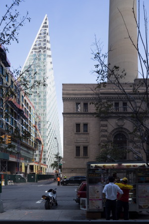Courtscraper von BIG in NYC fertiggestellt