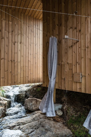 Norway, Lysefjord, KOKO architects, Zink, Baunetz, zinc, container, Wanderhtte, hut, trekking, Felsen, rocky, Container, Holz, Selbstversorgung, Talinn