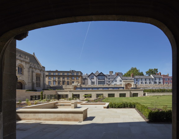 Historische Bibliothek in Oxford umgebaut