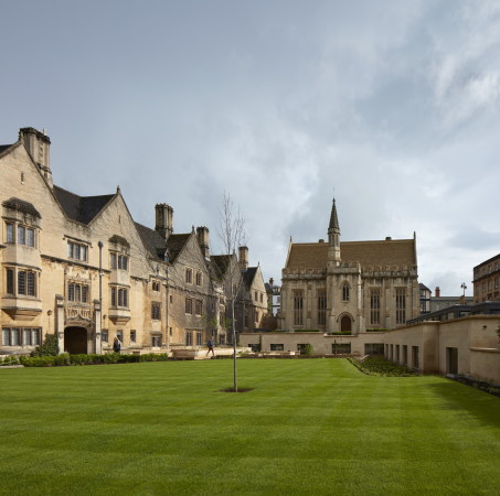 Historische Bibliothek in Oxford umgebaut