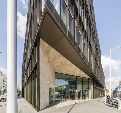 Baunetz, Baunetz-Meldung, Architektur, Architekt, architect, architecture, Architekt gesucht, Meldungen, architecture-news, Architektur Deutschland, deutsche Architekten, german architecture, young architects, France, Frankreich, 2016, Fertigstellung, Studioninedots, Ateliers 115, Boulogne-Billancourt, Boursorama Banque, bank building, Patrick Chavannes, Avenue Pierre Lefaucheux