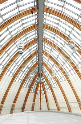 Kaufhaus von Renzo Piano in Kln erffnet