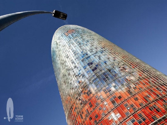 Nouvel-Hochhaus in Barcelona eingeweiht