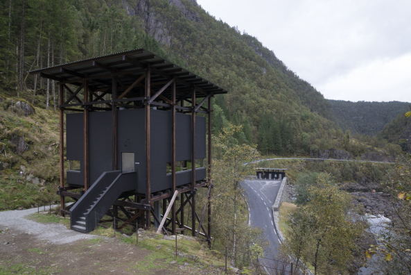 Mine. mine, Erz, Zink, zinc, Almannajuvet, Norwegen, Sauda, ore, wood, Stelzen, Stilt, Peter Zumthor, Toiletten, Toilets, Cafe, museum, Exhibition, Ausstellung, industrialisation, monument, 2016