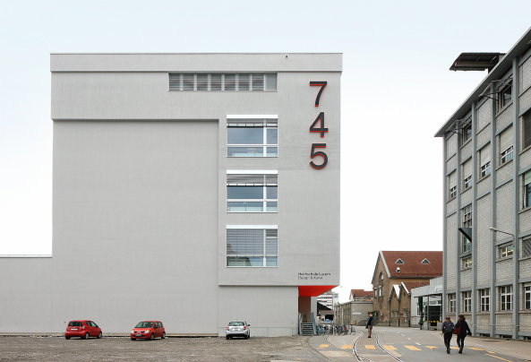 Hochschulgebude von EM2N in Luzern bezogen