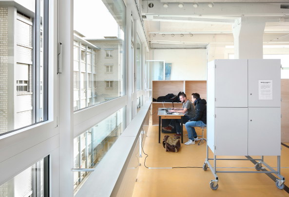 Emmenbrcke, Luzern, Hochschule Luzern, Neubau, Umbau, Fertigstellung, Umnutzung, refurbishment, new building, arts building, design, art, Swiss, Switzerland, architecture, Viscosistadt, Nylsuisseplatz 1, CH-6020 Emmenbrcke, EM2N, Kunst & Vermittlung, Camera Arts, Viscosuisse, Monosuisse, Kunstuni, Kunststudium, Gebude 745, Filip Dujardin