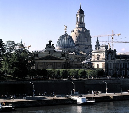 Ausstellungsrume an der Brhlschen Terrasse in Dresden fertig