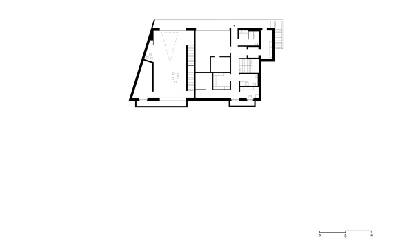 Kindergarten, kindergarden, Hofhaus, Atrium, village, Dorf, rural architecture, drfliches Bauen, lndliches Bauen, feld72, Hertha Hurnaus, Bauen fr Kinder, Olang, Niederolang, Bruneck, Sdtirol, architecture for children, architecture for kids, wood, wall, Holz, Mauer, Topographie, topography, Hanglage