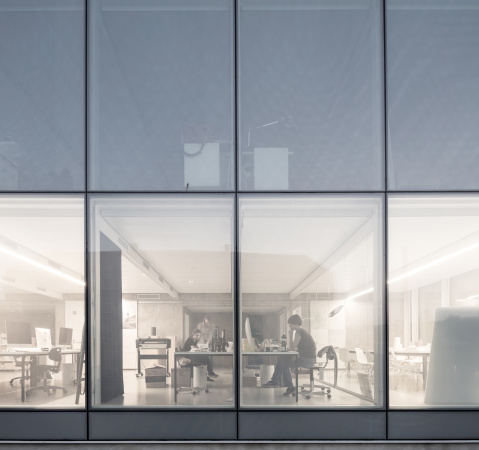 Beton, Glas, Rampe, SLETH, Kulturhauptstadt, Aarhus, Industriegebiet,Gentrifizierung, B�rohaus, glass, concrete, Riss, landscape architecture, architecture, 2017, Baunetz, Rasmus Hjortsh�j C O A S T