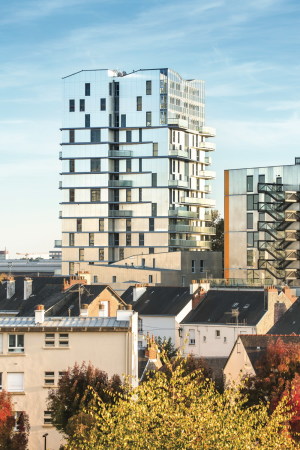 Alucobond, berranger | vincent architectes, Nantes, Malakoff, Pont Williy Brandt, Holz, Komfort, soziale Durchmischung, mixit sociale, social mix,  wood, silver, silber, Turm, Sergio Grazia