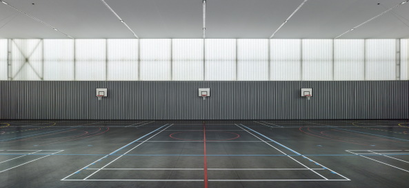 Sporthalle von Dominique Coulon in Clamart