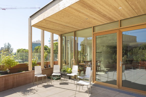 Paris, Frankreich, 2016, Brenac + Gonzalez,  lot Yersin, Paris Habitat, social residence, day hospital, senior housing, Alzheimer's center, concrete, ship