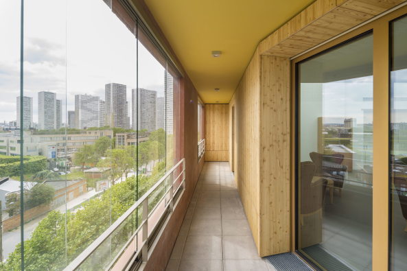 Paris, Frankreich, 2016, Brenac + Gonzalez,  �lot Yersin, Paris Habitat, social residence, day hospital, senior housing, Alzheimer's center, concrete, ship