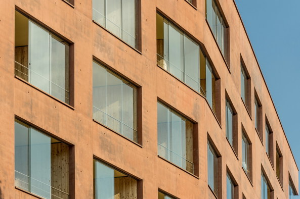 Paris, Frankreich, 2016, Brenac + Gonzalez,  �lot Yersin, Paris Habitat, social residence, day hospital, senior housing, Alzheimer's center, concrete, ship