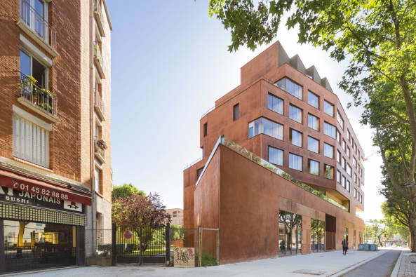 Paris, Frankreich, 2016, Brenac + Gonzalez,  lot Yersin, Paris Habitat, social residence, day hospital, senior housing, Alzheimer's center, concrete, ship