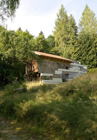 Haus im Bayerischen Wald von Peter Haimerl