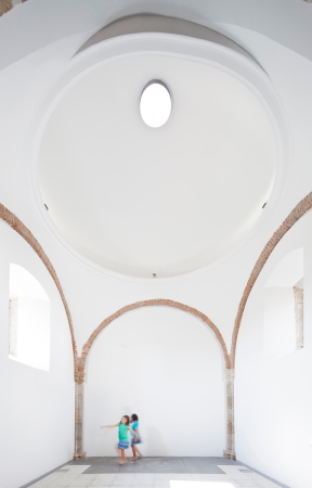 h�ctor fern�ndez elorza, Madrid, Kapelle, Sanierung, Umbau, Kulturzentrum, Umnutzung, renovation, 2016, culture, C�ceres, Montse Zamorano
