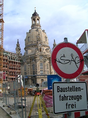 Frauenkirche in Dresden wird eingeweiht - mit Kommentar