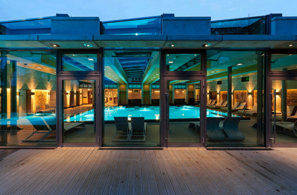 Hotel, Baunetz, Baunetz Meldung, Erweiterung, extension, Spa, Wellness, Pool, Schwimmbad, Valentin Wormbs, AHM Architekten,Peenetal, Peter Arnke, Brigitte Hntsch, Rolf Mattmller, Arnke Hntsch Mattmller, Umbau, Liepen, Gutshof Liepen, Hotel und Restaurant am Peenetal, Sauna