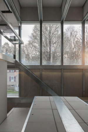 Ensamble Studio, Brookline, Brookline Massachusetts, Leichtbau, Bauschaum, foam, seel structure, Stahlgerst, Einfamilienhaus, single family house, Aufstockung, Umbau, reorganisation, extension, architecture film, construction process, Bauprozess, Architekturfilm, Madrid, pre-fabrication, Vorfertigung, Allraum