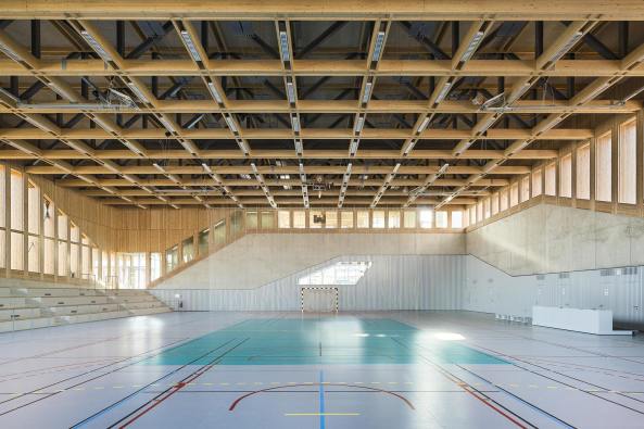 Sporthalle in Stra�burg von Atelier Z�ndel Cristea