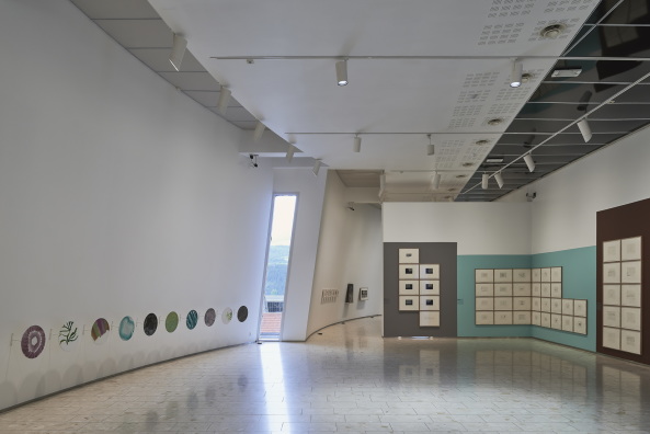 Sn�hetta, Lillehammer, Museum, Kino, Cinema, Expansion, Erweiterung, Lillehammer Kunstmuseum, cantilever, Stainless Steel, Weidemansalen, Weidemann, Norwegian architecture, Bard Breivik, Erling Viksj�, Naturbetong, Waschbeton, Olympic Wintergames, Mark Syke, Ketil Jacobsen