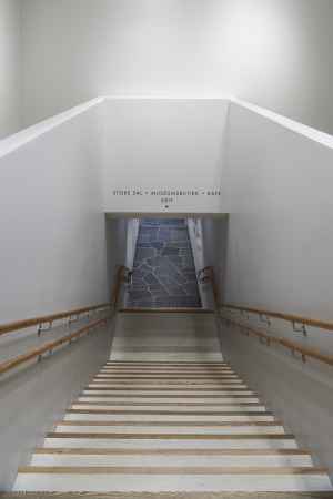 Sn�hetta, Lillehammer, Museum, Kino, Cinema, Expansion, Erweiterung, Lillehammer Kunstmuseum, cantilever, Stainless Steel, Weidemansalen, Weidemann, Norwegian architecture, Bard Breivik, Erling Viksj�, Naturbetong, Waschbeton, Olympic Wintergames, Mark Syke, Ketil Jacobsen