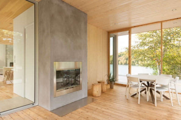 Pierre Thibault, Maxime Brouillet, Baunetz, Baunetz Meldung, Architektur, architecture, Holzhaus, holz, wood, wooden house, canada, Kanada, Lac des Piles, Quebec, Shawinigan, lake, See, Ferienhaus, summer cottage