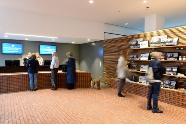 Elbphilharmonie, Hamburg, Hafencity Hamburg, Herzog & de Meuron, Jacques Herzog, Pierre de Meuron, Akustik, Konzerthaus, Konzertsaal, Neubau, Gro�projekt, Baukosten, Bauskandal, Hochtief, Elbphilharmonie Hamburg, Yasuhisa Toyota, Nagata Acoustics, Richtfest, Fassade, Orchester, Wei�e Haut, Konzerthalle, Baunetz, Baunetz-Meldungen, Architektur, Deutsche Architektur, Architektur und Musik, architecture and music, Laeiszhalle Elbphilharmonie Hamburg, Olaf Scholz, Musik an der Elbe, Hansestadt Hamburg, Architekturhighlight, Er�ffnung Elbphilharmonie, Er�ffnungskonzert, Konzert, Elphi, Ole von Beust, Kaispeicher A, Investor, Hamburger Hafen, Icon, Ikone, Speicherstadt, Fundament, Dach, Laeiszhalle, Orgel, Kammermusik, Karten Elbphilharmonie, uncube accoustics, Philharmonie